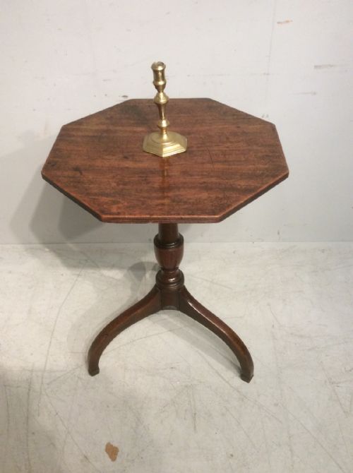 georgian mahogany tripod table - CATEGORY: ANTIQUE TABLES - DATED 18TH CENTURY