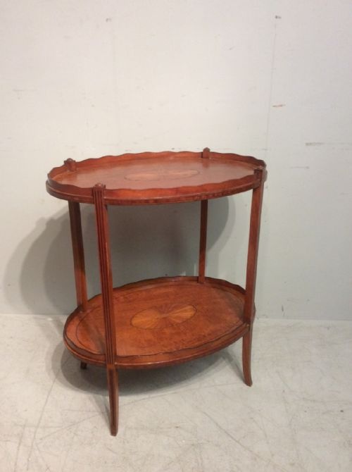 oval satinwood etagere - CATEGORY: ANTIQUE FURNITURE - DATED 19TH CENTURY