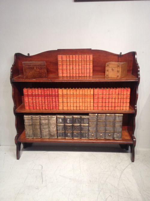georgian mahogany bookshelves - CATEGORY: ANTIQUE FURNITURE - DATED GEORGIAN
