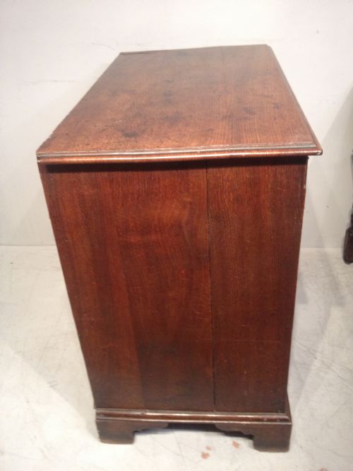 ANTIQUE OAK CHEST OF DRAWERS - ADDITIONAL PHOTO 1
