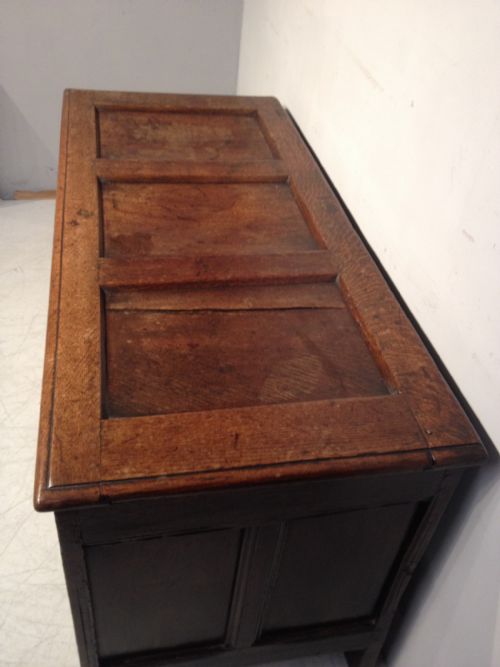 CHARLES II OAK COFFER - ADDITIONAL PHOTO 2