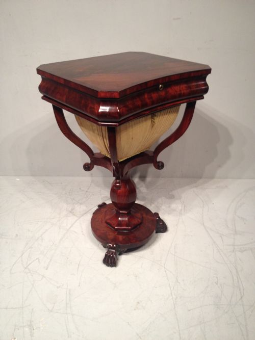 REGENCY MAHOGANY SEWING TABLE - ADDITIONAL PHOTO 1
