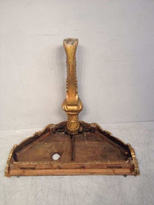 DECORATIVE CARVED GILTWOOD AND PAINTED CONSOLE TABLE - ADDITIONAL PHOTO 5