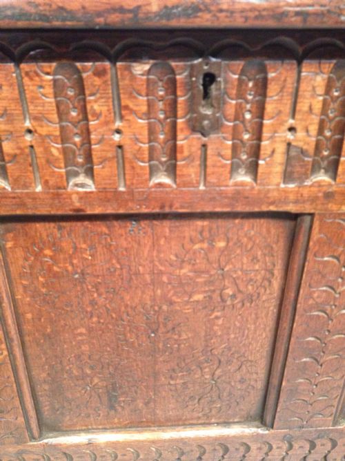 ANTIQUE CARVED OAK COFFER - ADDITIONAL PHOTO 1