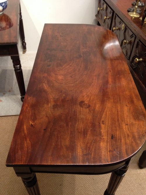 PAIR OF GEORGIAN MAHOGANY SIDETABLES - ADDITIONAL PHOTO 3