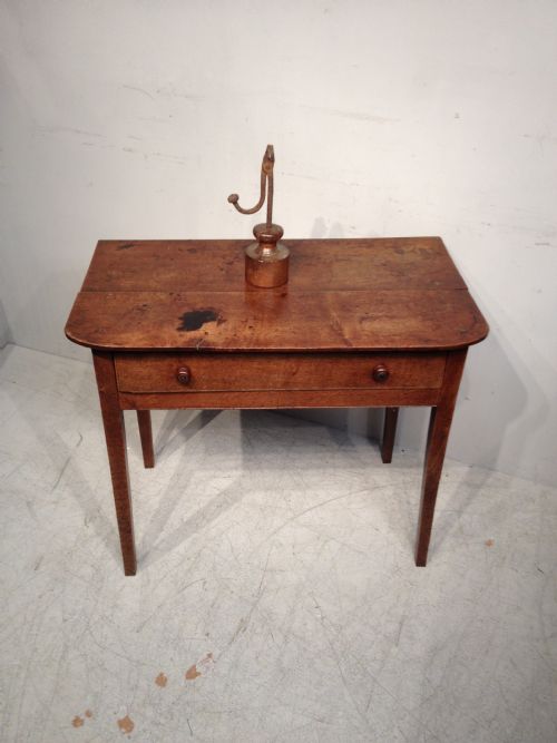 ANTIQUE OAK SIDE TABLE - ADDITIONAL PHOTO 1