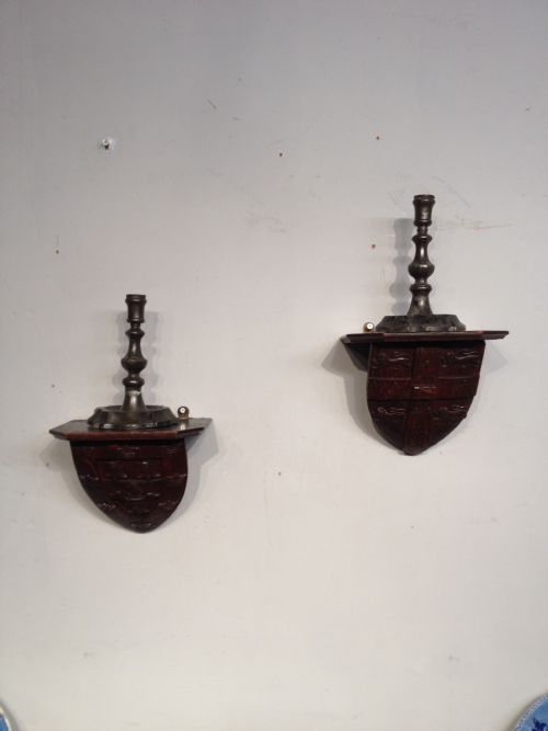 PAIR OF ANTIQUE CARVED OAK BRACKETS - ADDITIONAL PHOTO 3