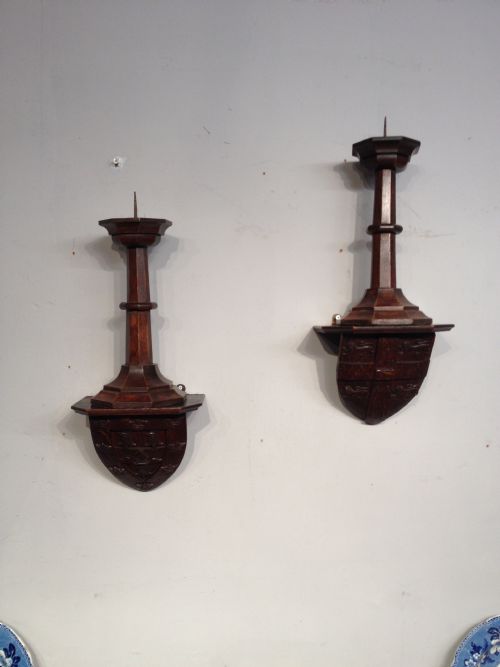 PAIR OF ANTIQUE CARVED OAK BRACKETS - ADDITIONAL PHOTO 4
