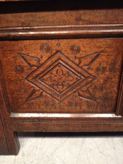 ANTIQUE CHARLES II OAK COFFER - ADDITIONAL PHOTO 1