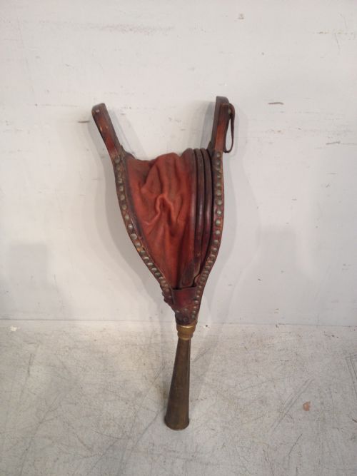 ANTIQUE ELM BELLOWS - ADDITIONAL PHOTO 4