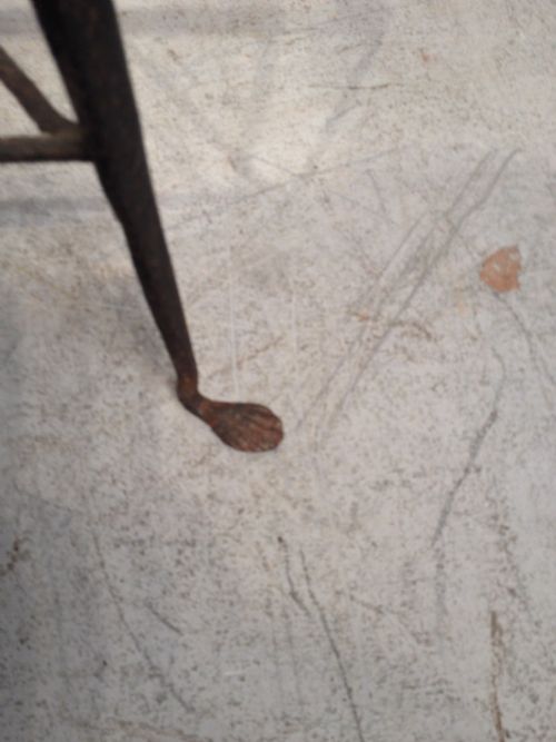 ANTIQUE IRON TRIVET - ADDITIONAL PHOTO 3