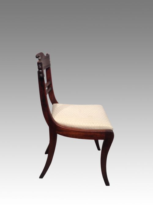 A SET OF SIX REGENCY MAHOGANY DINING CHAIRS - ADDITIONAL PHOTO 2