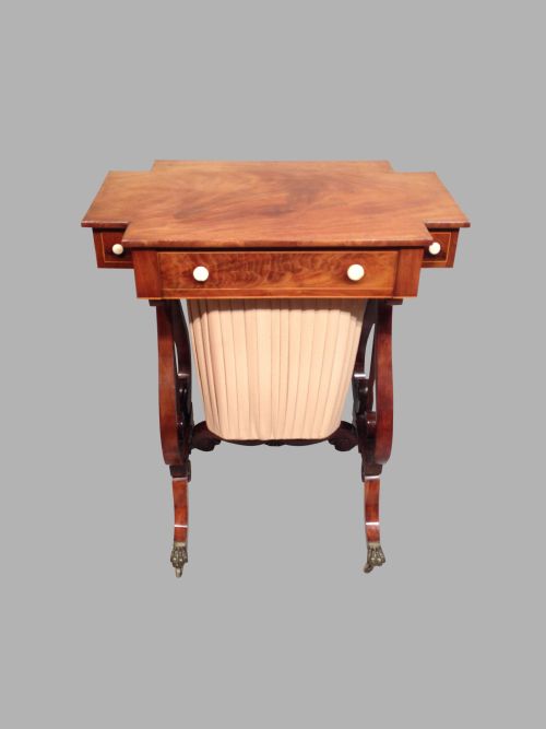 REGENCY MAHOGANY WORKTABLE - ADDITIONAL PHOTO 2