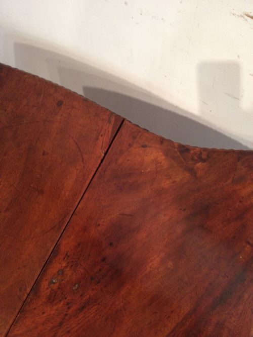 GEORGIAN SERPENTINE MAHOGANY PEMBROKE TABLE - ADDITIONAL PHOTO 4