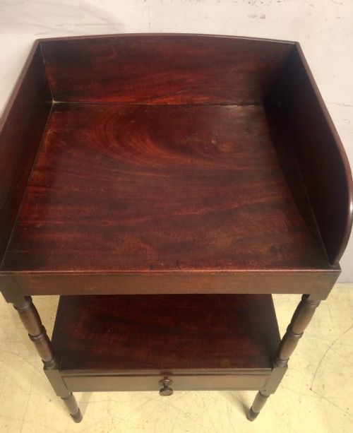 GEORGIAN MAHOGANY BEDSIDE TABLE - ADDITIONAL PHOTO 1