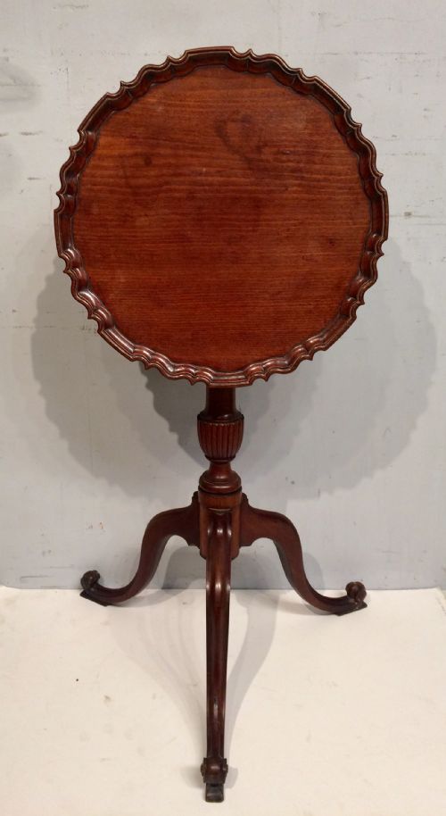 antique mahogany piecrust top wine table - CATEGORY: ANTIQUE TABLES - DATED 19TH CENTURY