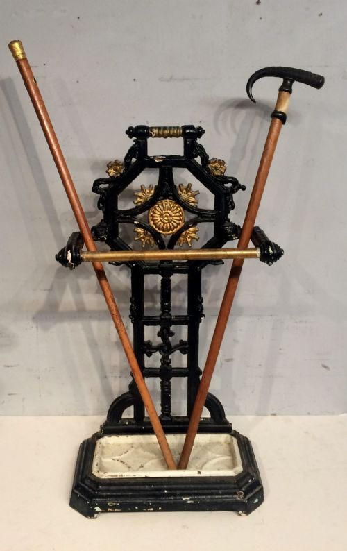 A VICTORIAN CAST IRON PAINTED STICKSTAND - ADDITIONAL PHOTO 1