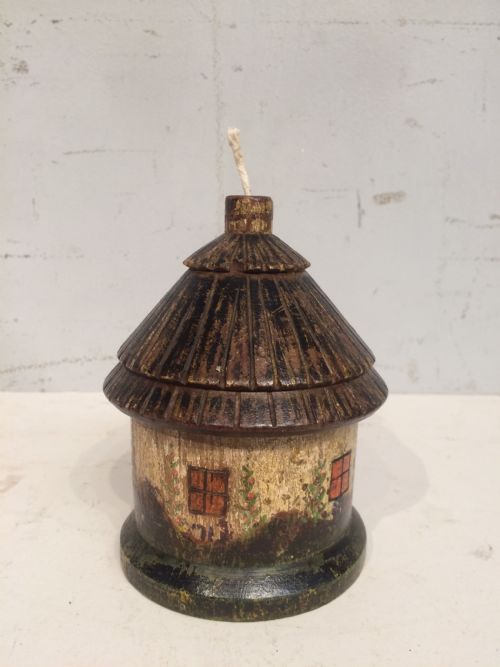 A 19TH CENTURY PAINTED TREEN STRING BOX - ADDITIONAL PHOTO 2