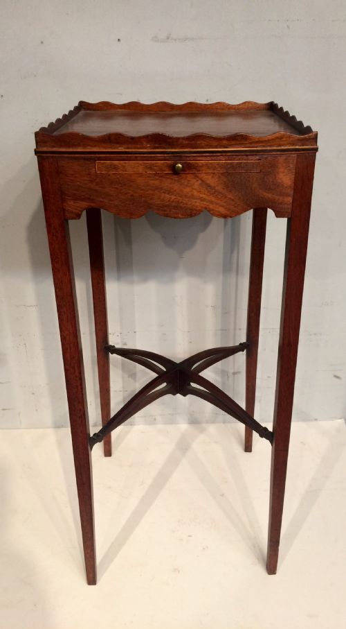 9th century mahogany wine table with candle slide - CATEGORY: ANTIQUE FURNITURE - DATED 19TH CENTURY
