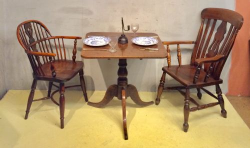 18TH CENTURY WELSH OAK TRIPOD TABLE - ADDITIONAL PHOTO 5