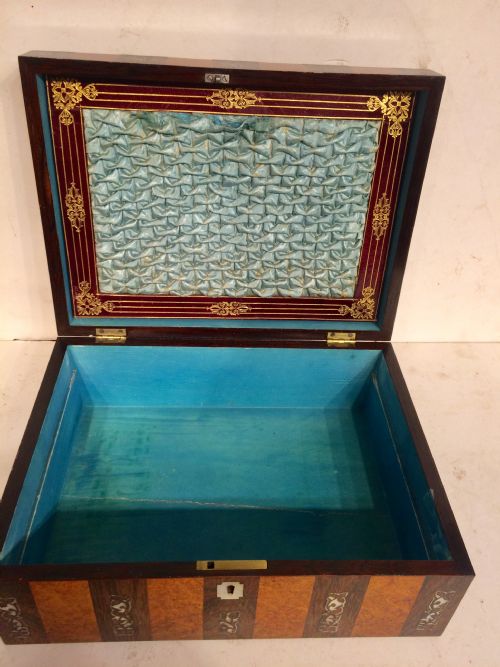 19TH CENTURY AMBOYNA AND ROSEWOOD SEWING BOX - ADDITIONAL PHOTO 6