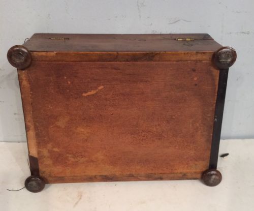 19TH CENTURY IRISH BURR YEW AND ROSEWOOD WORKBOX - ADDITIONAL PHOTO 4