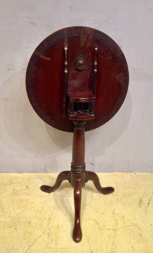 SMALL GEO II MAHOGANY WINE TABLE WITH BIRDCAGE - ADDITIONAL PHOTO 2