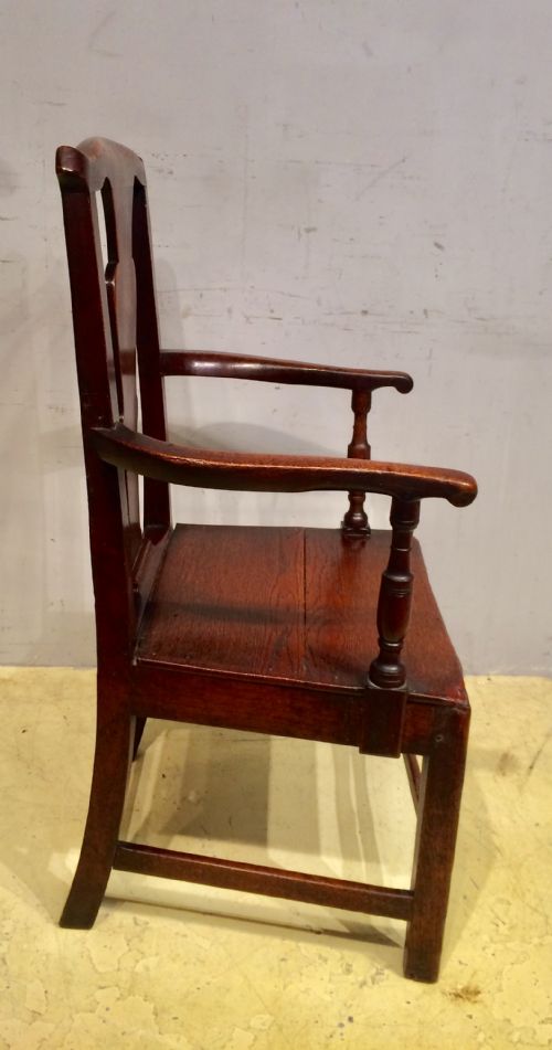 18TH CENTURY WELSH COUNTRY OAK ARMCHAIR - ADDITIONAL PHOTO 3
