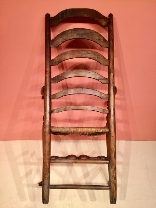 19TH CENTURY ASH AND ELM RUSH SEAT COUNTRY ARMCHAIR - ADDITIONAL PHOTO 3
