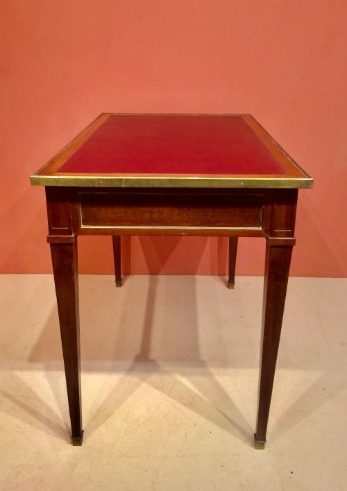 19TH CENTURY FRENCH MAHOGANY WRITING TABLE - ADDITIONAL PHOTO 5