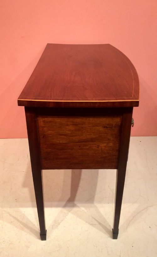SMALL GEORGIAN MAHOGANY BOW FRONTED SIDEBOARD - ADDITIONAL PHOTO 4