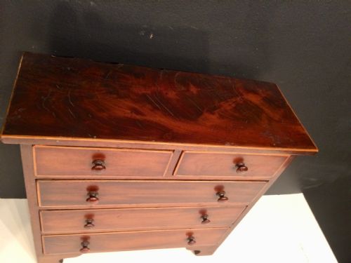 GEORGIAN MAHOGANY MINIATURE CHEST OF DRAWERS - ADDITIONAL PHOTO 1