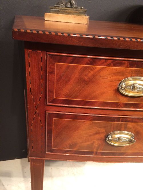 19TH CENTURY MAHOGANY BOW FRONTED SIDEBOARDDRESSING TABLE - ADDITIONAL PHOTO 2