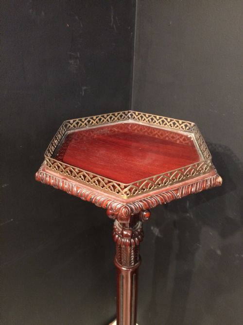 CHIPPENDALE STYLE CARVED MAHOGANY PEDESTAL - ADDITIONAL PHOTO 3
