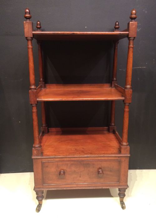 georgian three tier mahogany whatnot - CATEGORY: ANTIQUE FURNITURE - DATED GEORGIAN