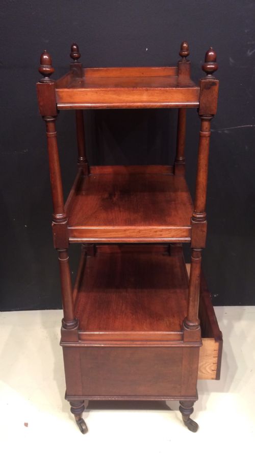 GEORGIAN THREE TIER MAHOGANY WHATNOT - ADDITIONAL PHOTO 2