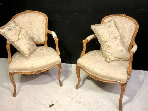 PAIR OF FRENCH CARVED BEECHWOOD ARMCHAIRS - ADDITIONAL PHOTO 1
