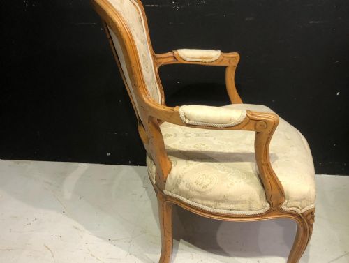 PAIR OF FRENCH CARVED BEECHWOOD ARMCHAIRS - ADDITIONAL PHOTO 3