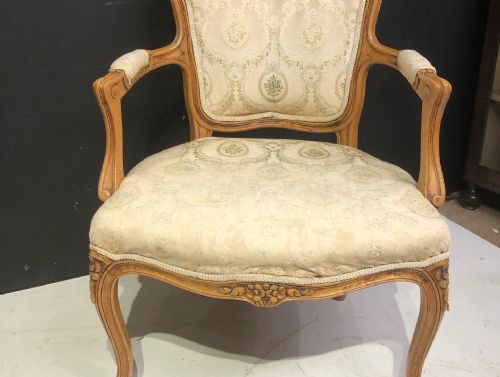 PAIR OF FRENCH CARVED BEECHWOOD ARMCHAIRS - ADDITIONAL PHOTO 4