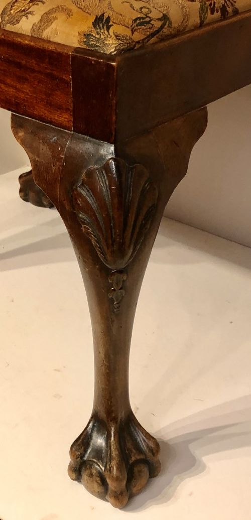 GEO II STYLE CARVED MAHOGANY CABRIOLE LEG STOOL - ADDITIONAL PHOTO 1
