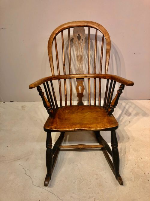 antique ash and elm rocking chair - CATEGORY: ANTIQUE CHAIRS - DATED 19TH CENTURY