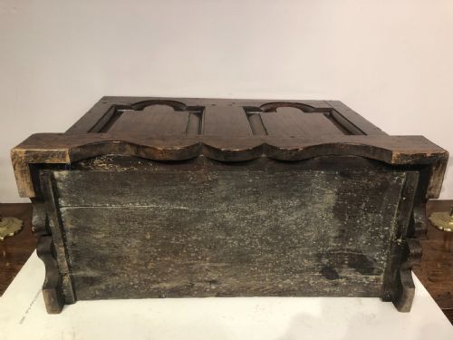 ANTIQUE WELSH OAK COFFER BACH - ADDITIONAL PHOTO 6
