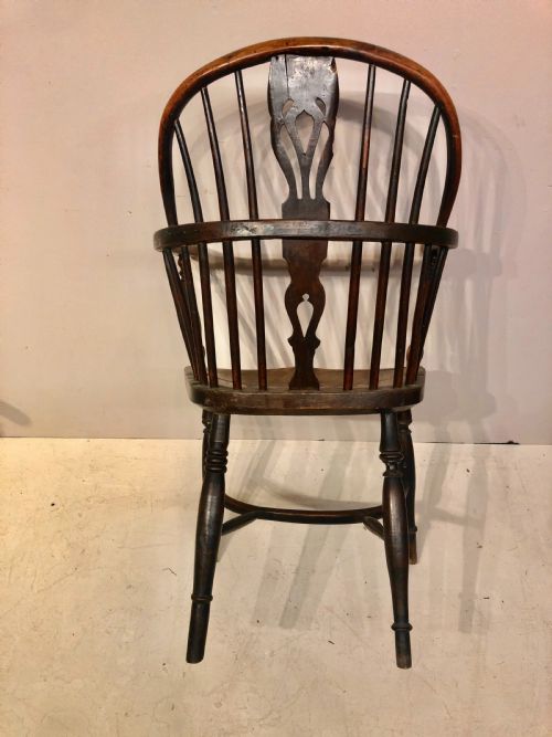 2 GEORGIAN ASH AND ELM LOW BACK WINDSOR ARMCHAIRS - ADDITIONAL PHOTO 4