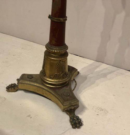 DECORATIVE RED TOLEWARE AND BRASS STANDARD LAMP - ADDITIONAL PHOTO 5