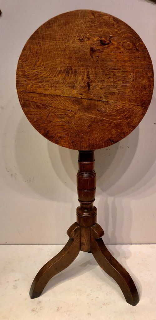 A SMALL GEORGIAN WELSH OAK TRIPOD TABLE - ADDITIONAL PHOTO 1