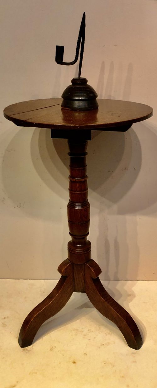 A SMALL GEORGIAN WELSH OAK TRIPOD TABLE - ADDITIONAL PHOTO 5