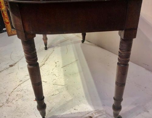 GEORGIAN MAHOGANY TURNED LEG SIDE TABLE - ADDITIONAL PHOTO 3