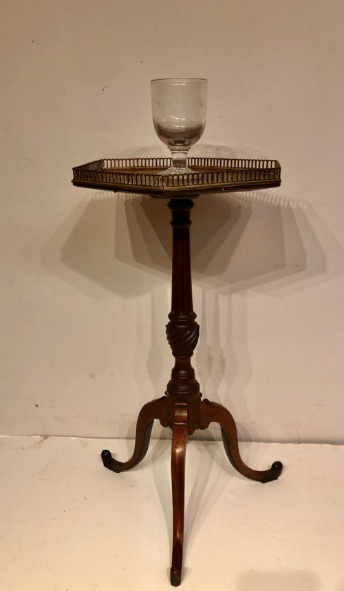 19th century mahogany wine table - CATEGORY: ANTIQUE TABLES - DATED 1880
