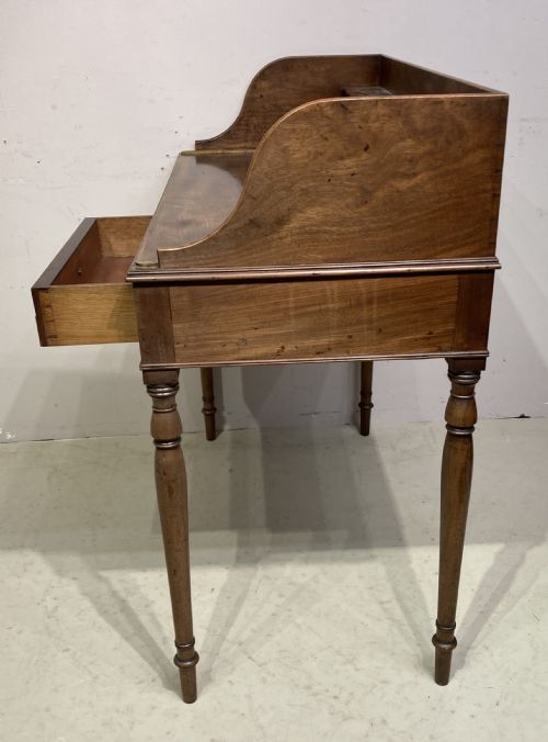 GEORGIAN MAHOGANY WRITING TABLE - ADDITIONAL PHOTO 2
