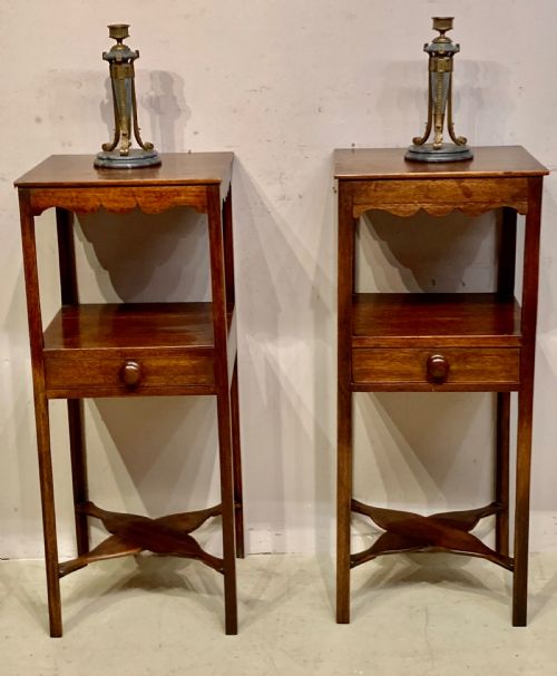 near pair of georgian mahogany bedside tables - CATEGORY: ANTIQUE CABINETS - DATED GEORGIAN